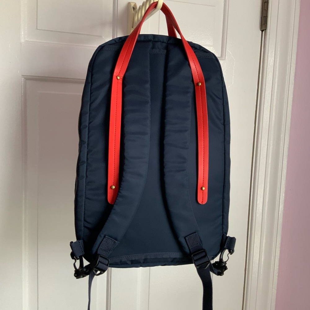 Epic Stylish Two-Tone Backpack - Picture 5 of 5